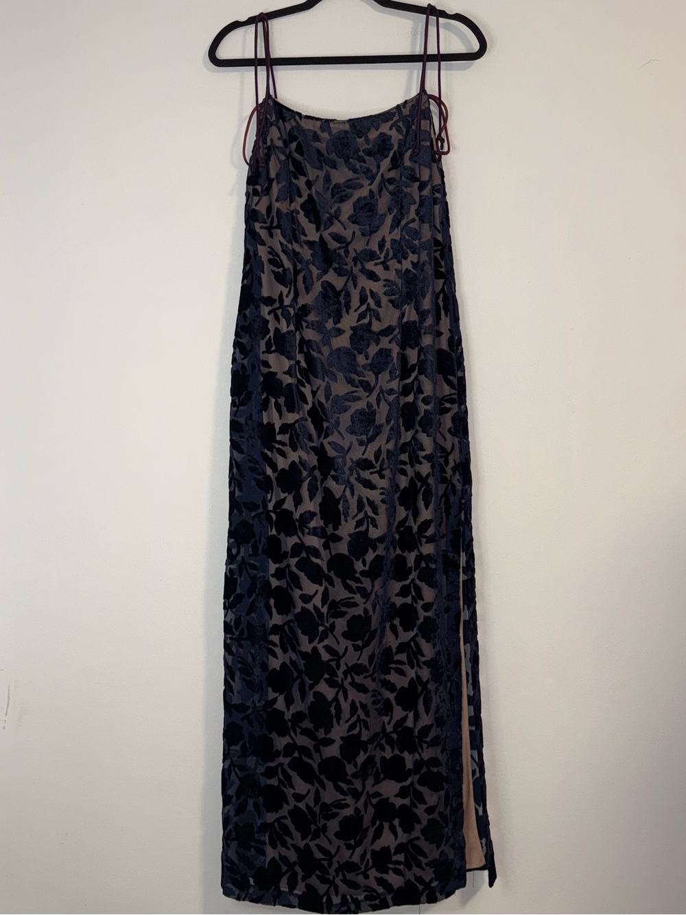Zum Zum by Niki Livas Navy Floral Burnout Maxi Dress
